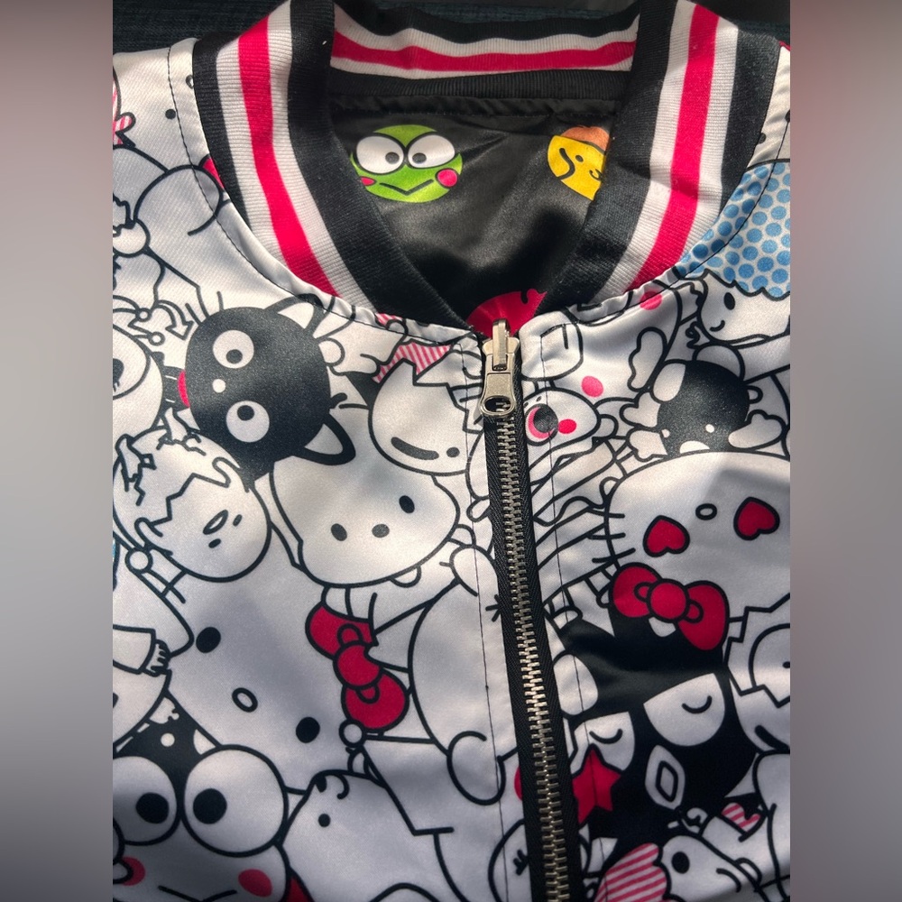 Japan LA Hello Kitty Sanrio lightly used Reversible Satin Bomber Jacket - Picture 4 of 9